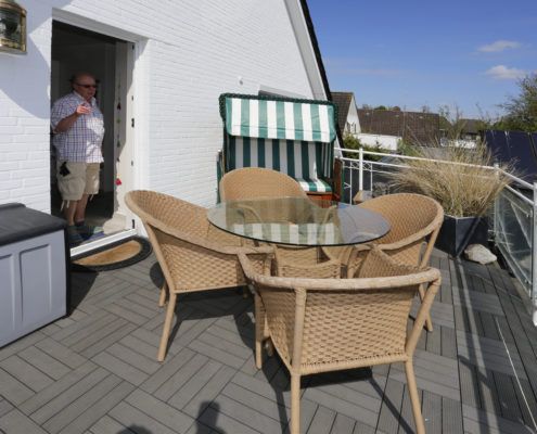 Ferienwohnung Duene Balkon mit Strandkorb